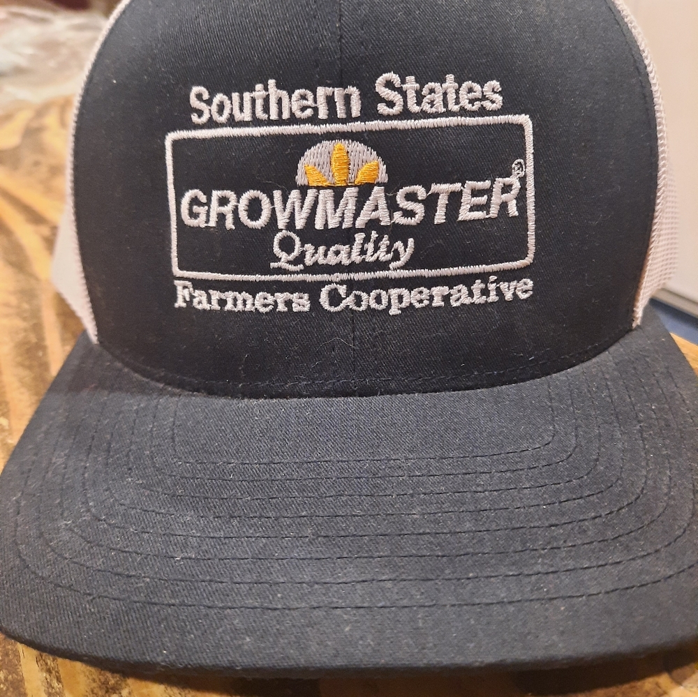SOUTHERN STATES FARMERS COOP SNAPBACK CAP NEW